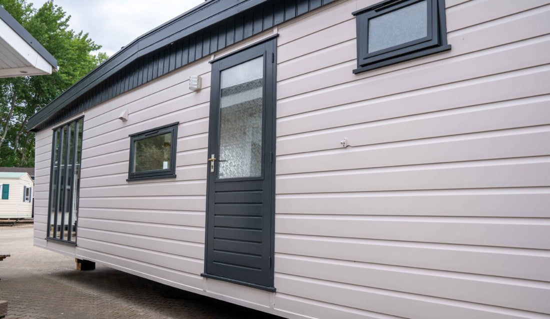 CHALET CON FINESTRA IN PLASTICA E 2 CAMERE DA LETTO – OK159