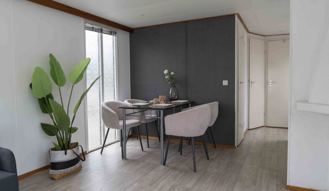 CHALET CON FINESTRA IN PLASTICA E 2 CAMERE DA LETTO – OK159