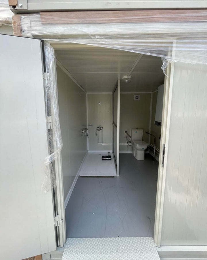 servizi igienici con rampa di accesso WC doccia container cabina container sanitario
