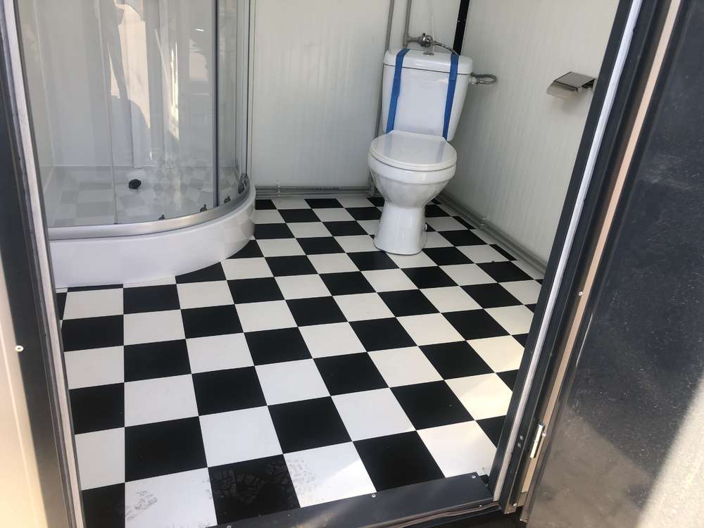 Contenitore sanitario con doccia 2x2 m