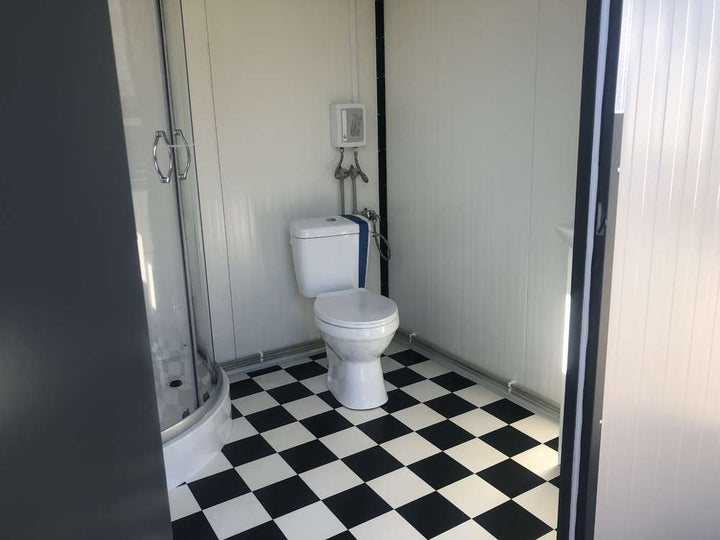 Contenitore sanitario con doccia 2x2 m