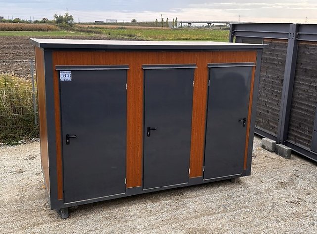 Container sanitario Padiglione WC con tripla cabina