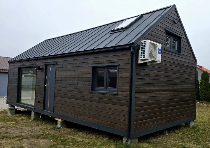 SVENDITA! Mobil-home pronta da montare 10 x 4,50 m